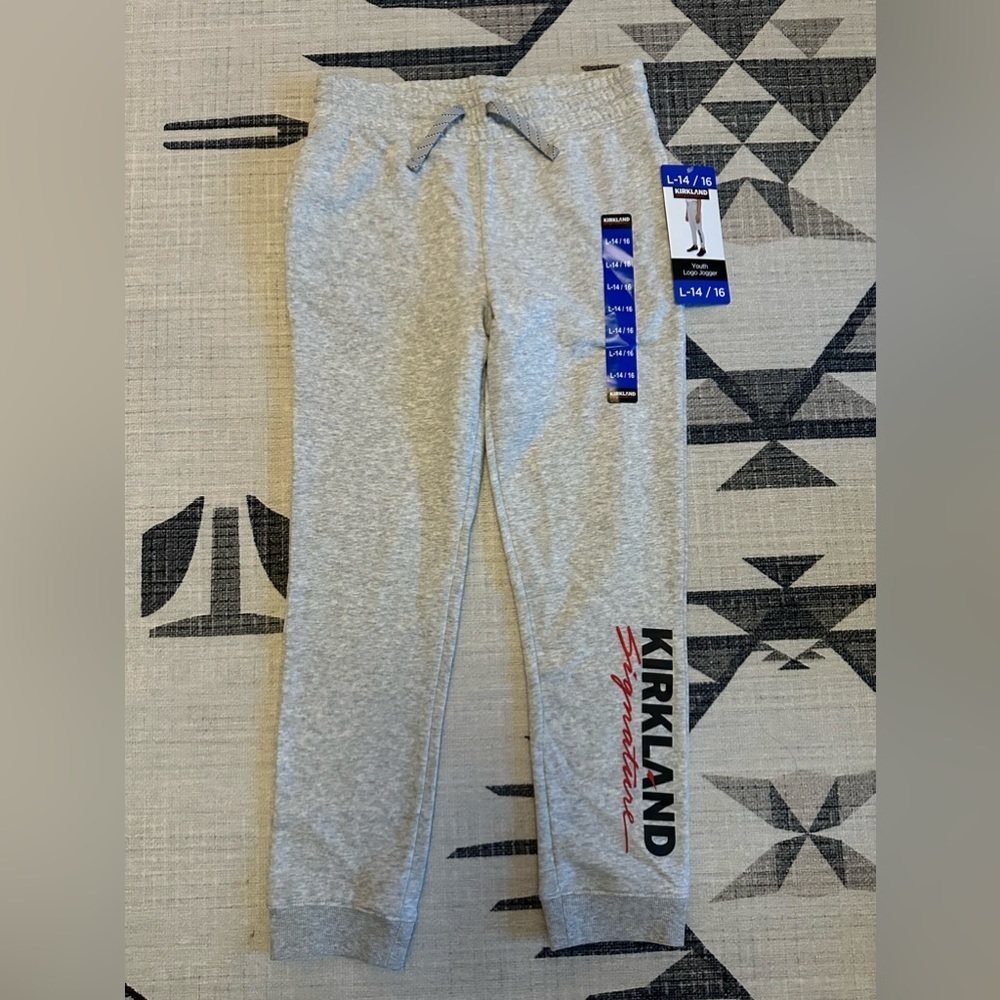 NWT Kirkland Signature Logo Youth Jogger Grey L 14-16